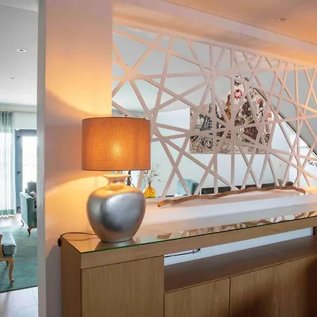 Bed & Breakfast Refugio Da Rainha 3*