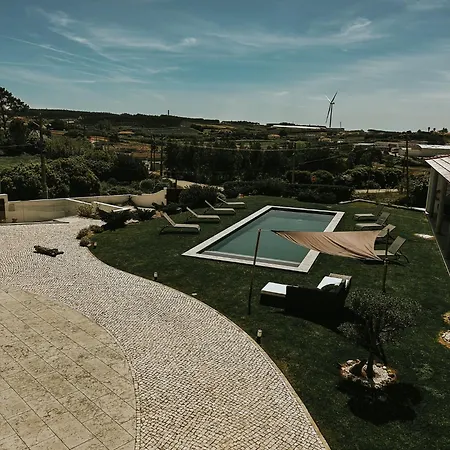 Refugio Da Rainha Bed & Breakfast 3*