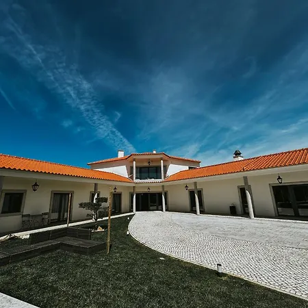 فندق مبيت وإفطار Refugio Da Rainha