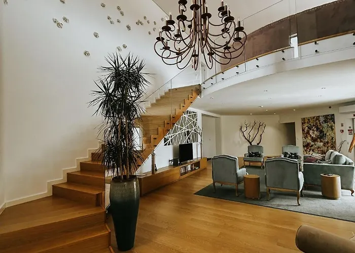 Refugio Da Rainha Moledo (Lisbon)