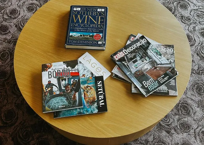 לינה וארוחת בוקר Refugio Da Rainha Moledo (Lisbon)